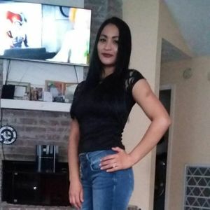 Meet your Posher, Lorena